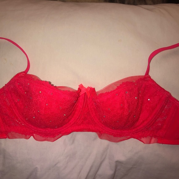 Victoria's Secret Other - Like NEW Victoria’s Secret 34c Dream Angels Bra